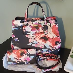 💕SOLD💕Kate Spade handbag & wallet set